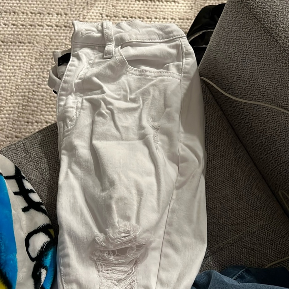 White jeans super low cost